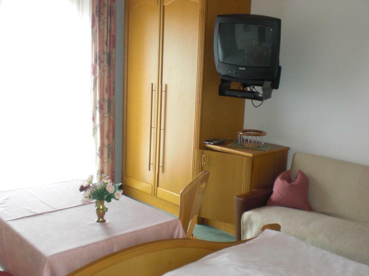 Sorli Pension Bodensdorf Exteriör bild